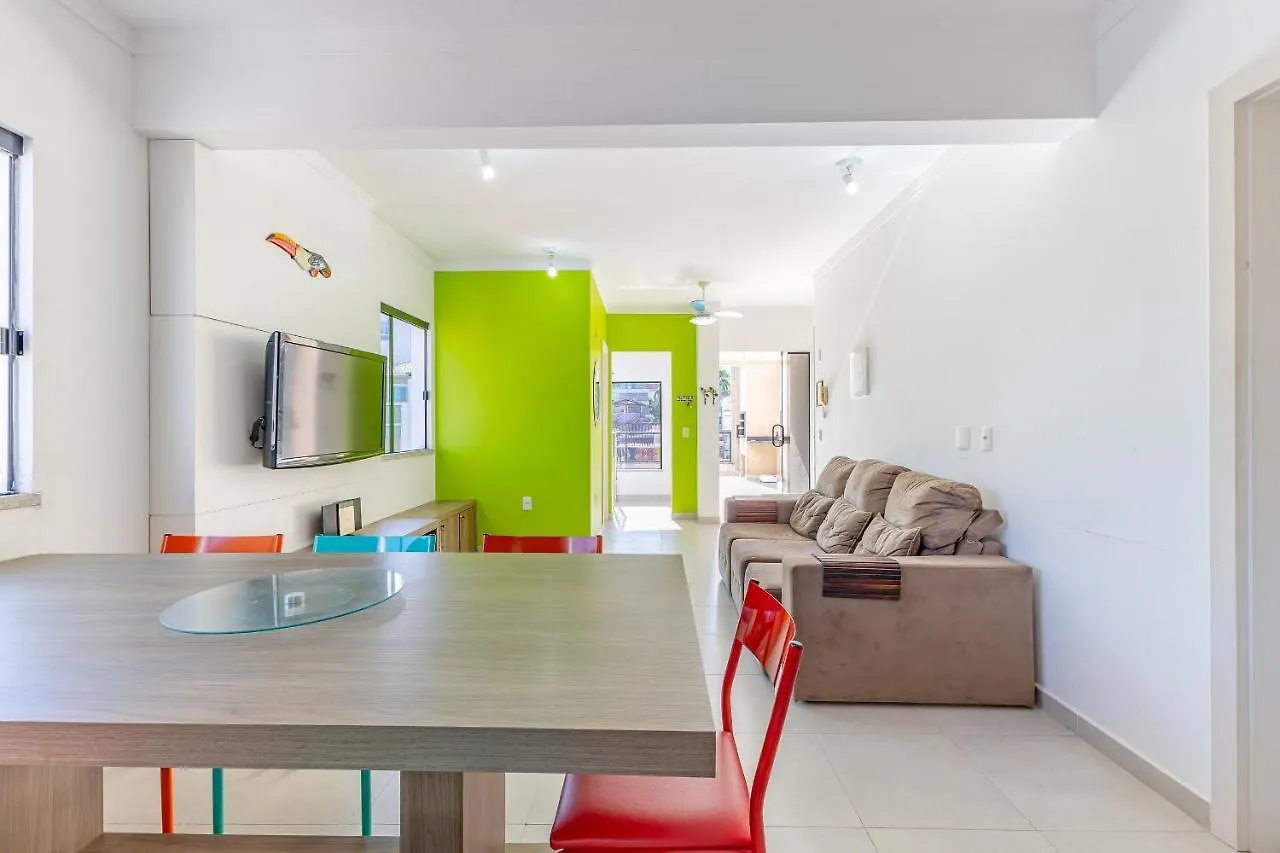 Cobertura Duplex A 4 Minutos Da Praia De Bombinhas Appartement